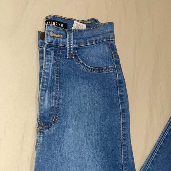 Fashion Nova High Rise Skinny Jeans - Picture 7 of 8